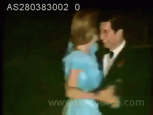 Princess Diana Dancing GIF - Princess Diana Dancing GIFs