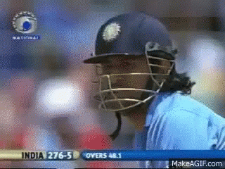 Dhoni Cricket GIF - Dhoni Cricket Batting GIFs