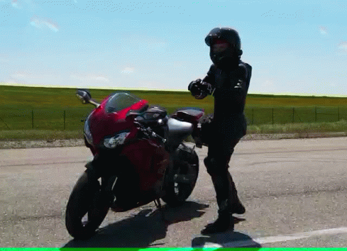 Motorcycle Cbr GIF - Motorcycle Cbr Fireblade GIFs