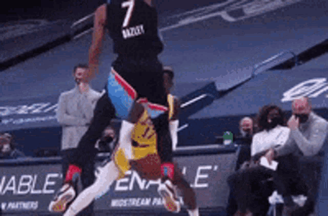 Schroder Lakers GIF - Schroder Lakers Dennis The Menace GIFs