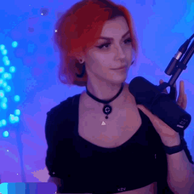 Lynn Unlimited Feeling The Music GIF - Lynn Unlimited Feeling The Music Feeling The Beat GIFs