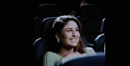 Kareena Grabs Popcorn GIF - Kareena Grabs Popcorn Kareena Kapoor GIFs