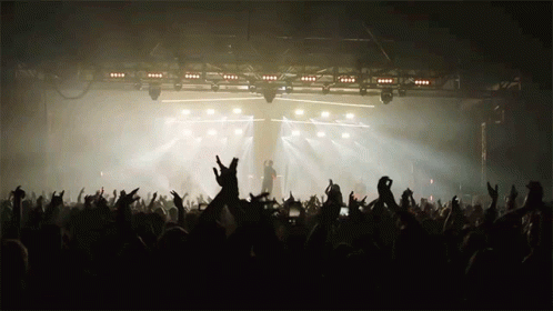 Clapping The Amity Affliction GIF - Clapping The Amity Affliction All My Friends Are Dead Song GIFs