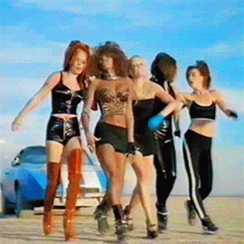 Spice Girls Walking GIF - Spice Girls Walking Friends GIFs