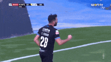a soccer player with the number 28 on their jersey