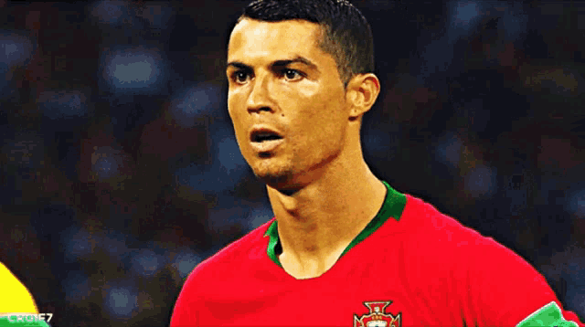 a close up of a soccer player 's face with the words crgif7 on the bottom