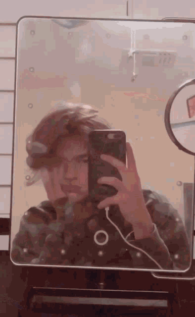 Mitch Selfie GIF - Mitch Selfie Mirror Selfie GIFs