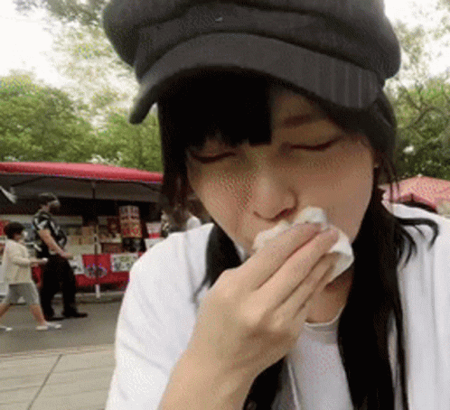 Linfufu Wipe Your Mouth GIF