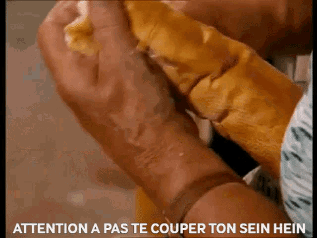 Attention Pas GIF - Attention Pas Te GIFs