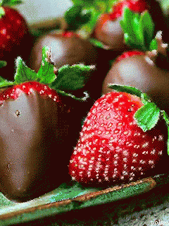 Strawberry Chocolate Covered Strawberries GIF - Strawberry Chocolate Covered Strawberries Glitter GIFs