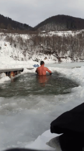 Ice Diving GIF - Ice Diving Krzychu GIFs