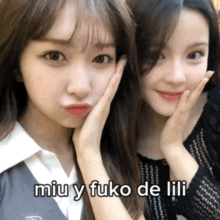 two girls are posing for a picture with the words miu y fuko de lili on the bottom