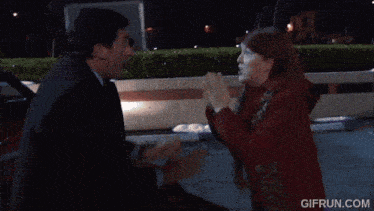 Christmas Party Running Away GIF - Christmas Party Running Away Meredith Palmer GIFs
