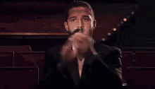 Gdhd Clapping GIF - Gdhd Clapping GIFs