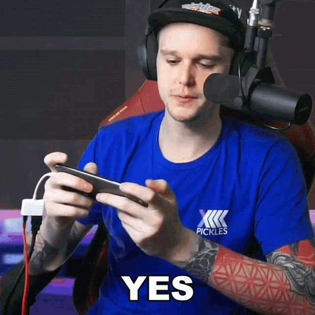 Yes Pickles GIF - Yes Pickles Picklesgaming GIFs