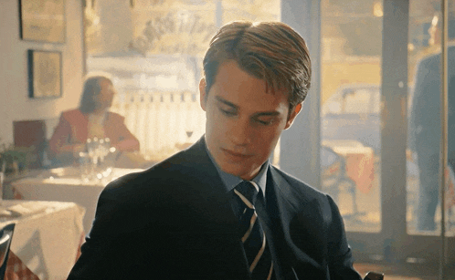 Red White And Royal Blue Books GIF - Red White And Royal Blue Books Nicholas Galitzine GIFs