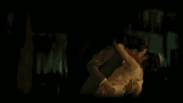 Laschicasdelcable Alba GIF
