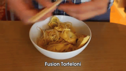 Easy, Cheap And Delicious Lunch! GIF - Tortelini Bean Sprouts GIFs