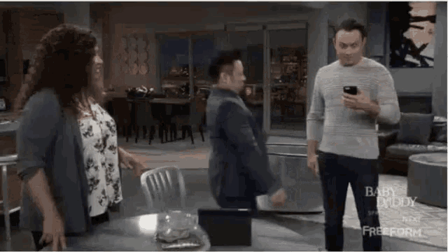 Young And Hungry Shocked GIF - Young And Hungry Shocked Ew GIFs