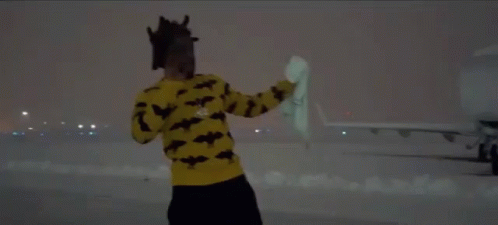 Chilling Snowing GIF - Chilling Snowing Dance GIFs