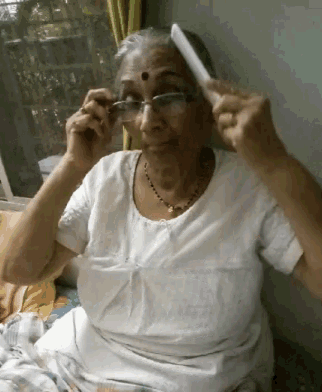 Old Woman Combing GIF - Old Woman Combing GIFs