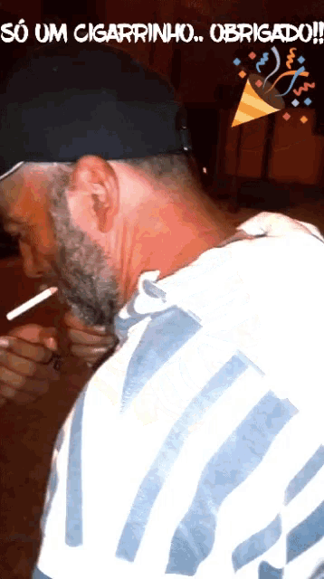 a man with a beard is smoking a cigarette with the words so um cigarrinho obrigado written above him