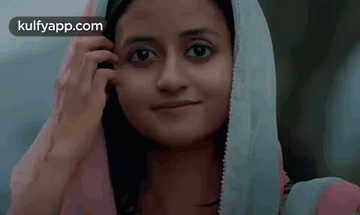 Beautiful Smile.Gif GIF - Beautiful Smile Kaanathe Music Video Vineeth Sreenivasan GIFs