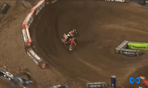 Chase Sexton Tuck The Front GIF - Chase Sexton Tuck The Front GIFs