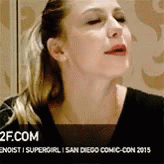 Comic Con Supergirl GIF - Comic Con Supergirl The Cw GIFs