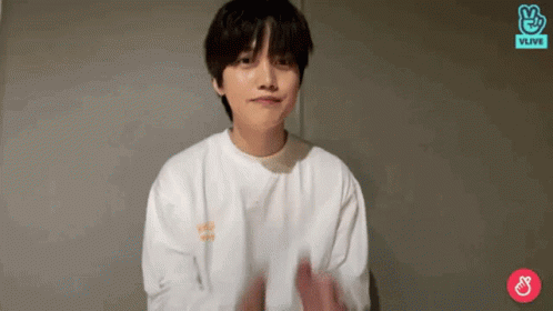 Onf Jus GIF - Onf Jus Seungjun GIFs