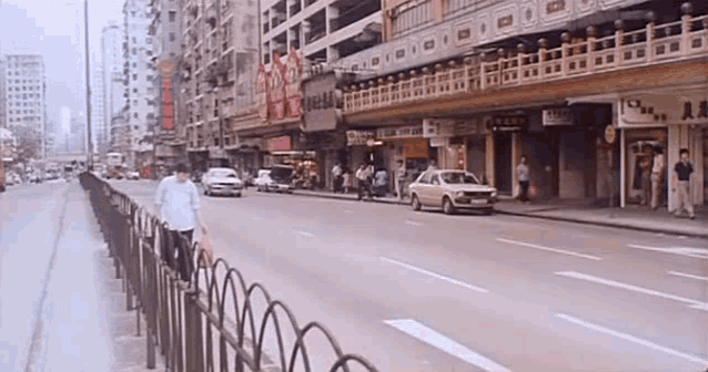 Traveling He Lives By Night GIF - Traveling He Lives By Night Leung Po Chi GIFs