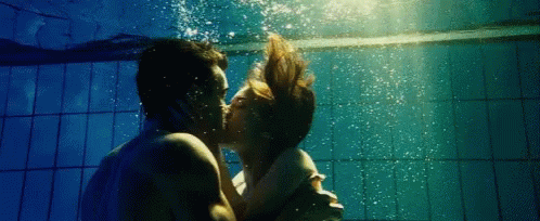 Water Kiss GIF - Water Kiss Underwater GIFs