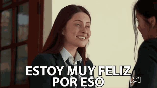 a girl in a school uniform is smiling with the words estoy muy feliz por eso written above her