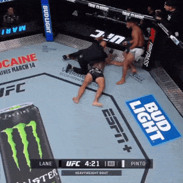 a ufc heavyweight bout between lane and pinto is being shown on espn