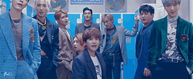 Super Junior 슈퍼주니어 GIF