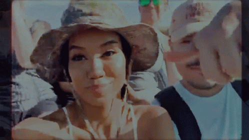 Selfie Jhene Aiko GIF - Selfie Jhene Aiko Lets Take A Picture GIFs