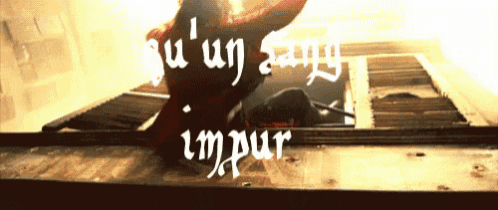 a sign that says ' u ' un sang impur ' in a foreign language