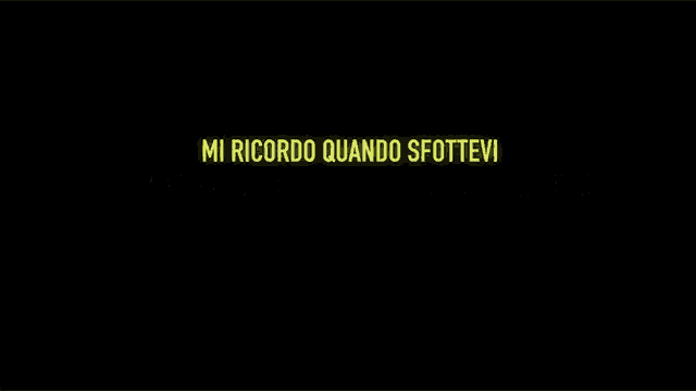 a black background with the words mi ricordo quando sfottevi