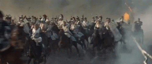 Esercito Battaglia Guerra Combattrere Fuoco Cavallo Cavalleria GIF - Battle War Soldiers GIFs