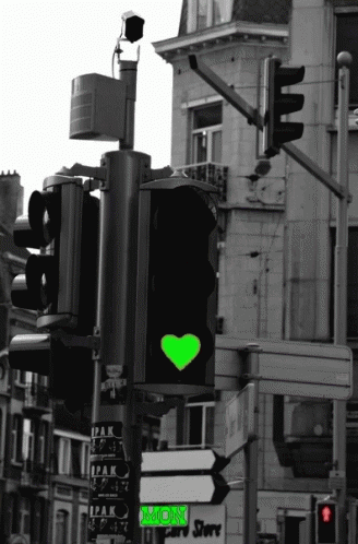 Traffic Heart GIF - Traffic Heart Lights GIFs