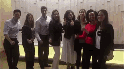 Novartis Meet Up Brazil GIF - Novartis Meet Up Brazil Thumbs Up GIFs