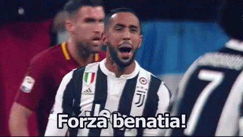 Benatia Medhi Juventus Juve Calciatore Calcio Forza GIF - Benatia Medhi Football Player Juventus GIFs