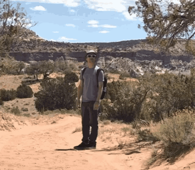 Wtf Confused GIF - Wtf Confused Desert GIFs