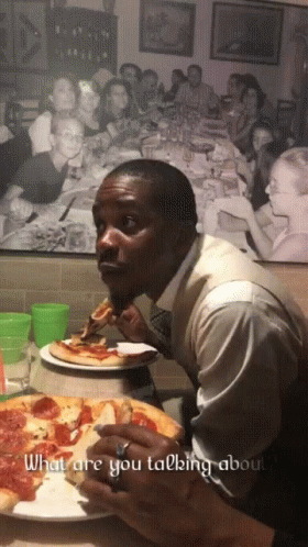 What Are You Talking About Pizza GIF - What Are You Talking About Pizza Pepperoni GIFs