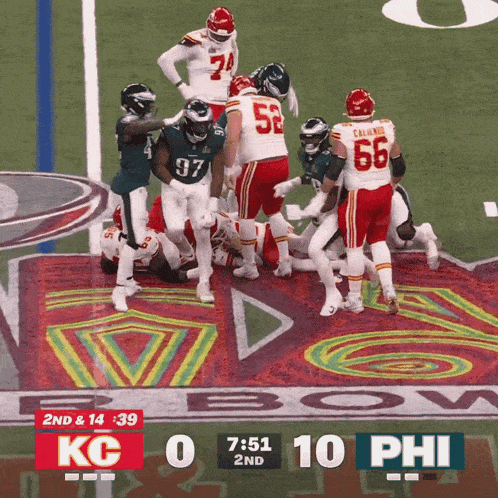a football game between the eagles and the chiefs is going on