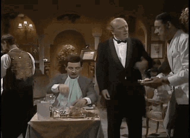 Mrbean Findingvotes GIF - Mrbean Findingvotes Mince GIFs