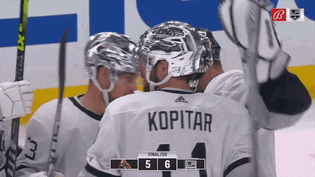 a hockey player with the name kopitar on the back of his shirt