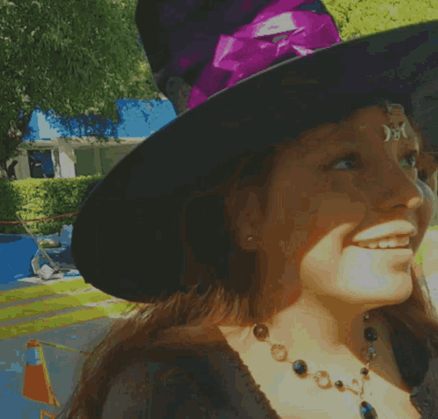 Witch Ginger GIF - Witch Ginger Witch Costume GIFs