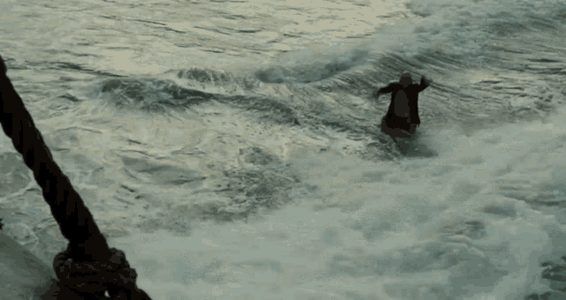 Pirates Of The Caribbean Mooring Line GIF - Pirates Of The Caribbean Mooring Line Mjoelge GIFs
