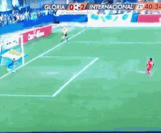 a soccer game between gloria and internacional